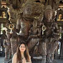 Meenakshii  Sharma