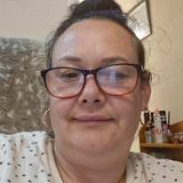 fleur holmes