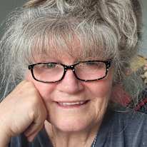 Carrie L Kahle