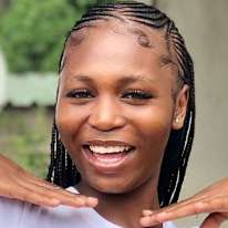 Sanelisiwe Gumbi