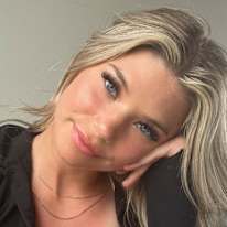 Jenavieve