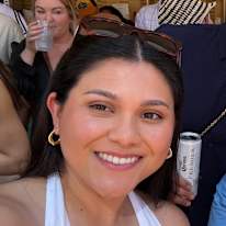 Kelsy Larios