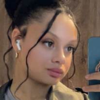 kailys fraumens
