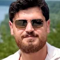 Mo