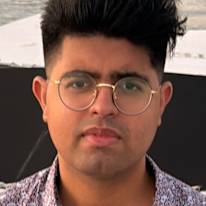 Mo