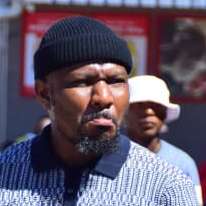 Mzolisi Sophazi