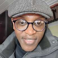 Akhona Feni