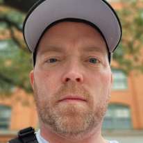 Donald R Lofgren Jr