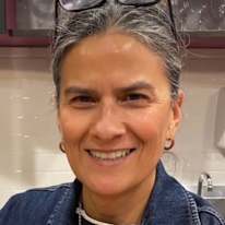 Elizabeth C Lopez