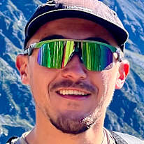 Léo