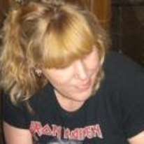 Carolin Simmons