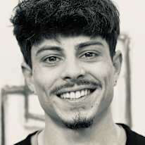 Tomas