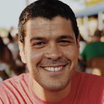 Geovani Alomia