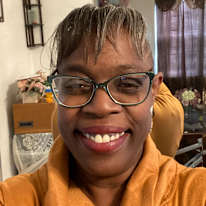 Evelyn C Foulks