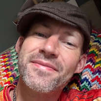 DJ