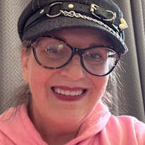 Kim Lyons