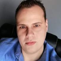 André