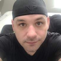 DJ