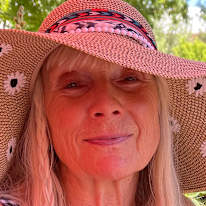 Gloria Mitchell