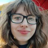Kami Lewis