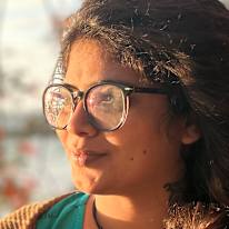 Komal Jadhav
