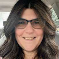 Anna Simos