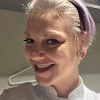 Nicole L Lewis