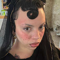 Mia