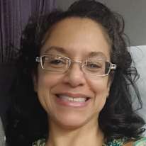 Carmen R Salchenberg